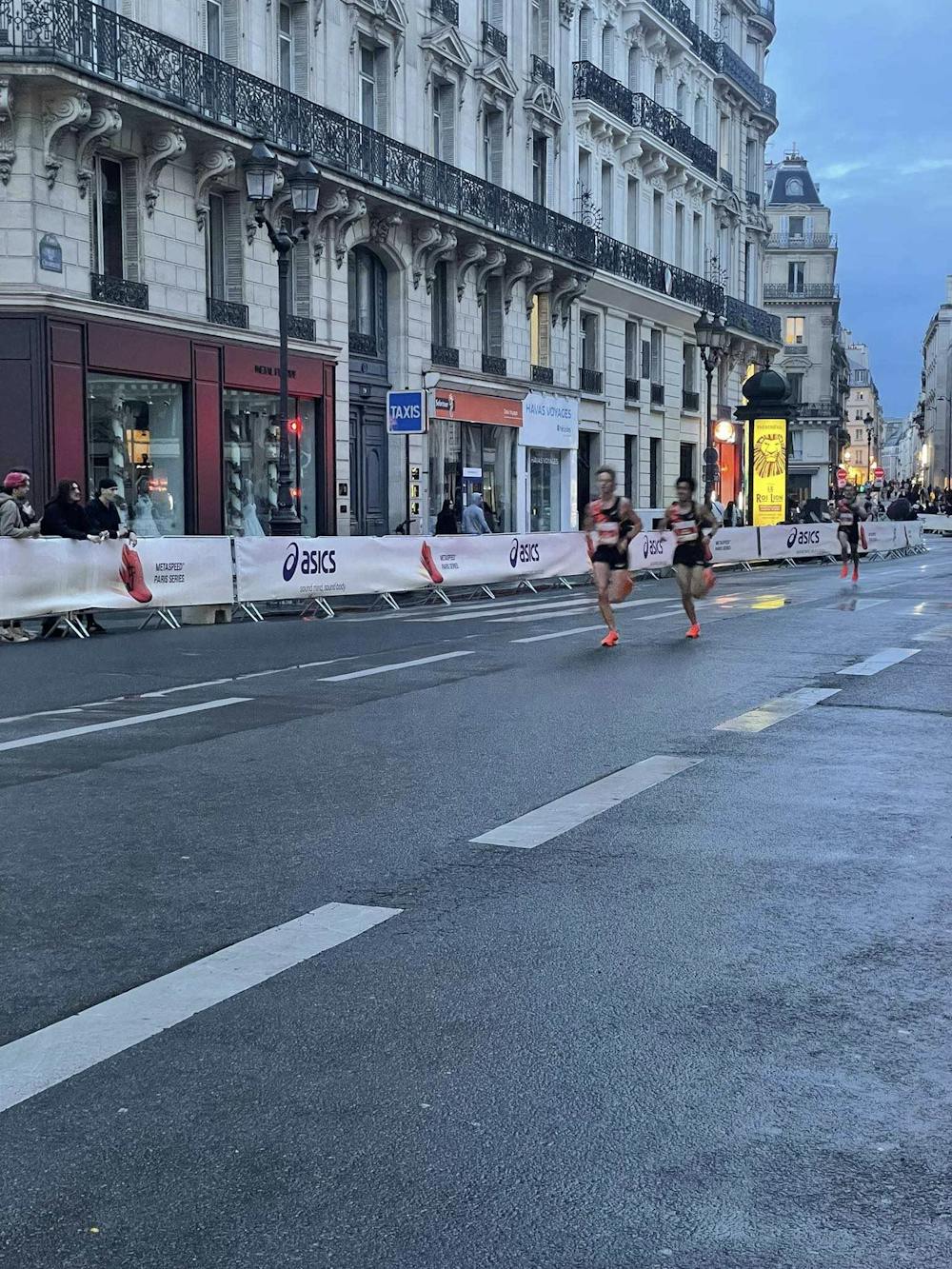 Το Runbeat «έτρεξε» στο Παρίσι με τους καλύτερους αθλητές της ASICS από όλο τον κόσμο! (Pics & Vids) runbeat.gr 